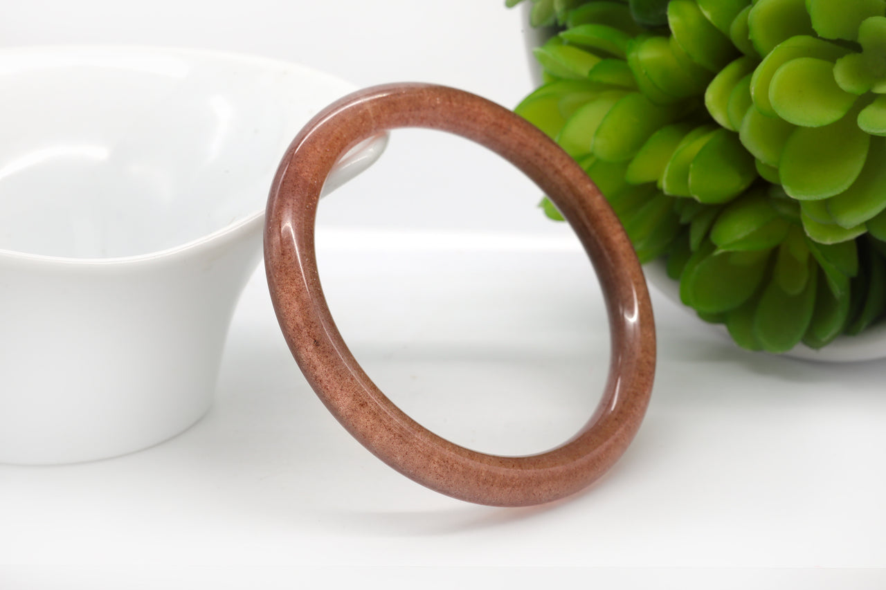 Strawberry Quartz Bangle 61mm
