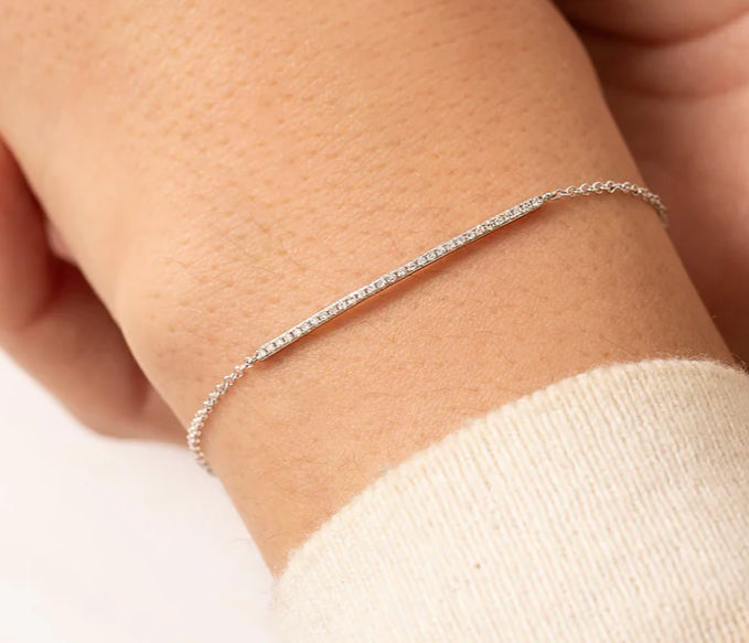 14k White Gold Diamond Dainty Bar Bracelet