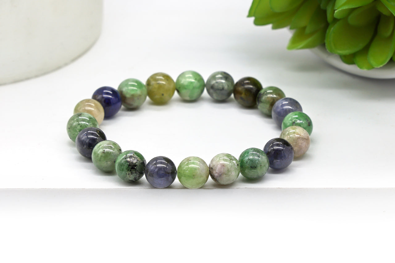 Tanzanite in Zoisite 10mm